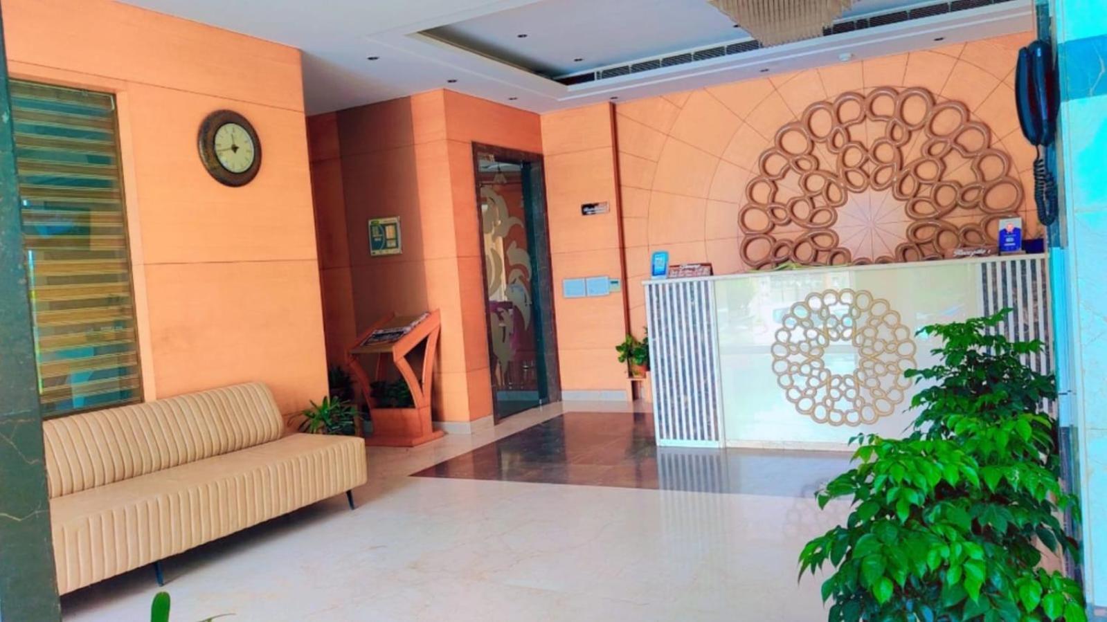 Maple Grand Otel Agra  Dış mekan fotoğraf