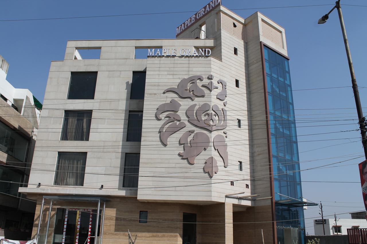 Maple Grand Otel Agra  Dış mekan fotoğraf