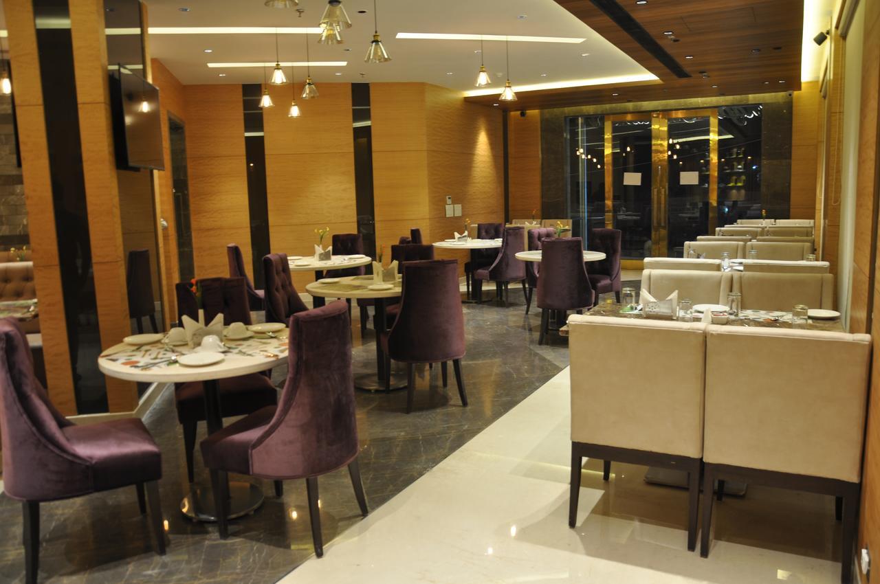 Maple Grand Otel Agra  Dış mekan fotoğraf