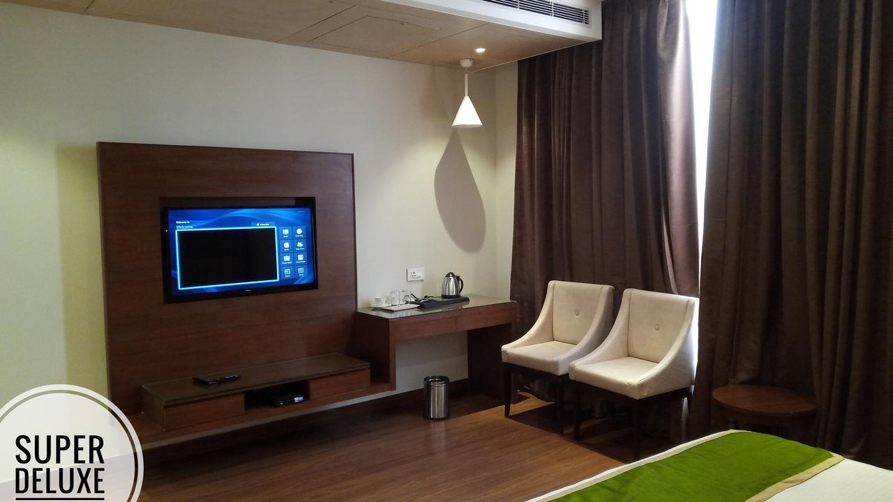 Maple Grand Otel Agra  Dış mekan fotoğraf