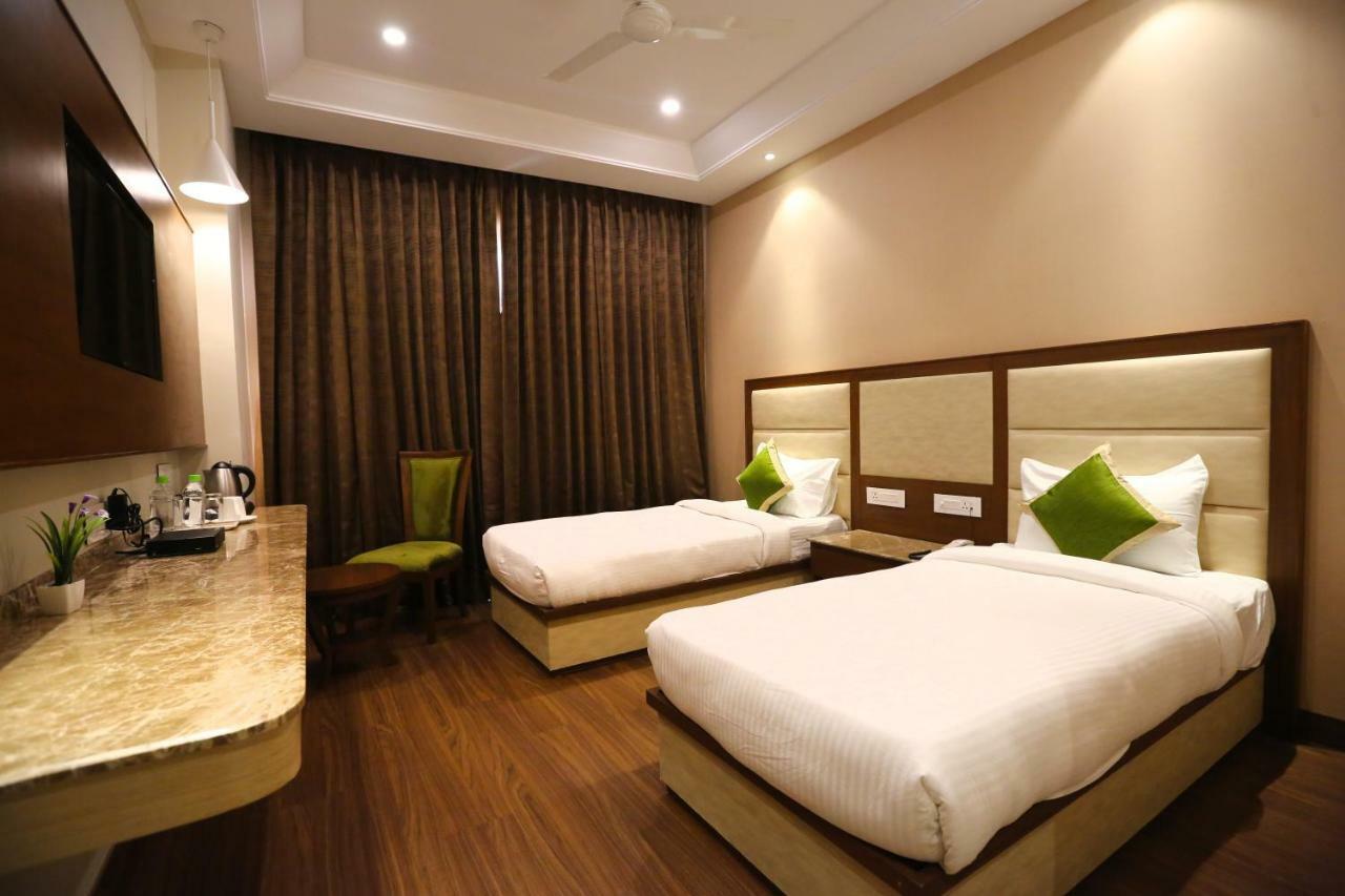 Maple Grand Otel Agra  Dış mekan fotoğraf