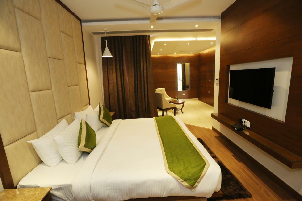 Maple Grand Otel Agra  Dış mekan fotoğraf