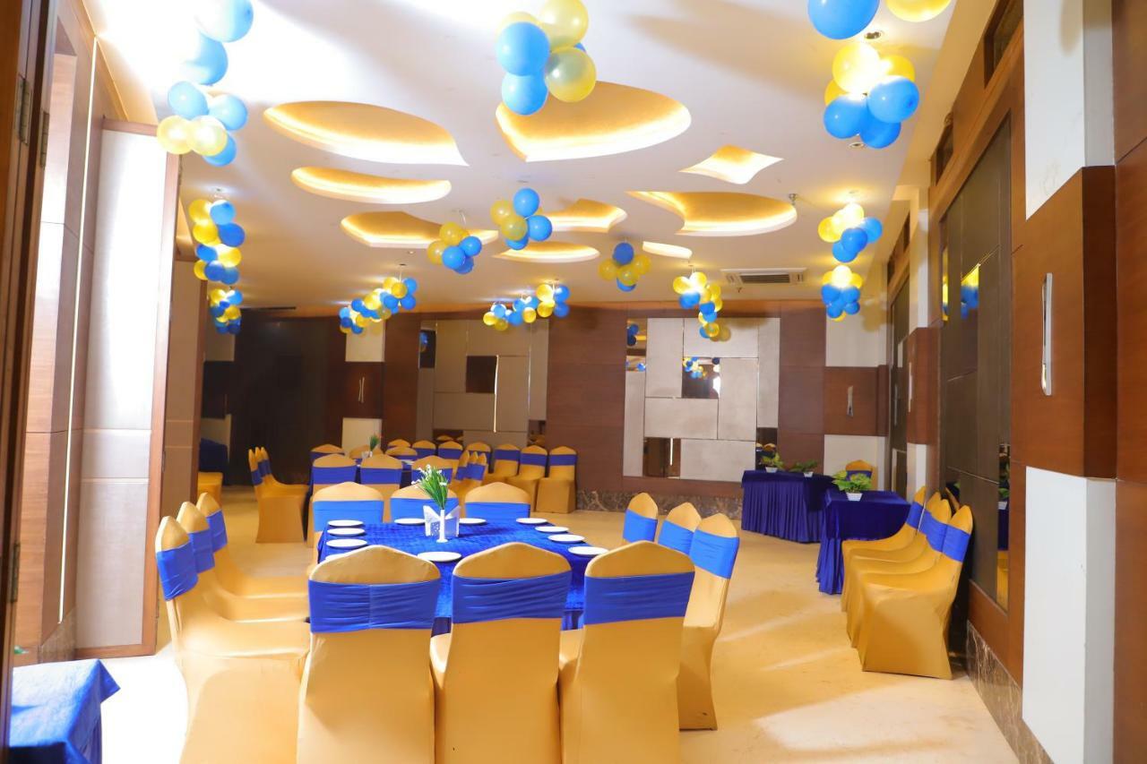 Maple Grand Otel Agra  Dış mekan fotoğraf