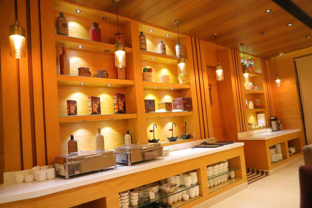 Maple Grand Otel Agra  Dış mekan fotoğraf